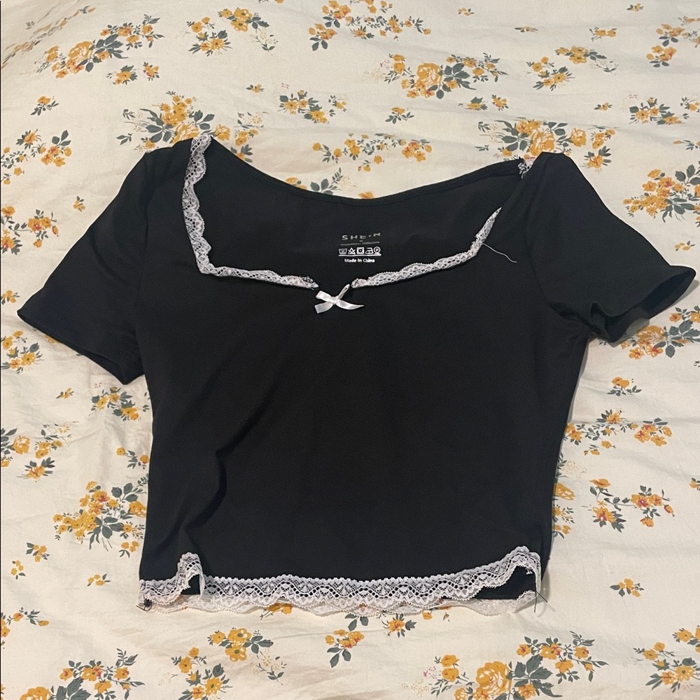 SHEIN Black Top with Lace Accents
